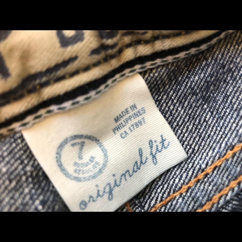 Gap kids boy’s distressed jeans, original fit - Picture 2 of 7